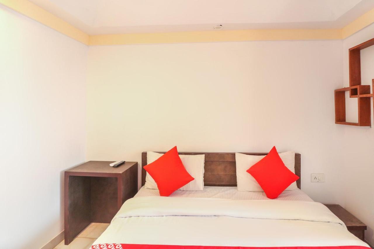 Oyo 66888 Gomti Resorts Alīgarh Exterior foto